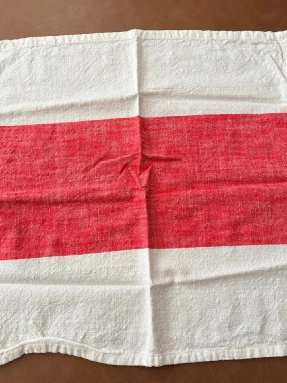 NWOT West Elm Red and White Cotton Napkins